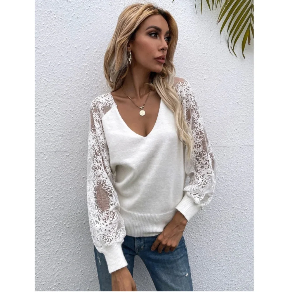 Lace Bishop Sleeves V-Neck Off White Knit Sweater - Picture 3 of 7